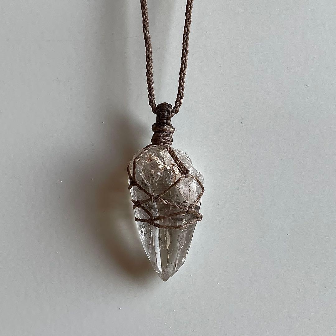 ヒマラヤ水晶 ガネッシュヒマール ＊ マクラメペンダント ネックレス 32
