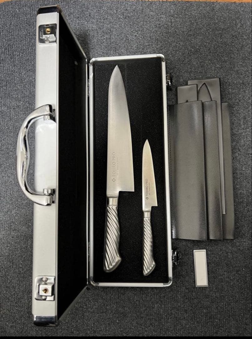 TOJIRO PRO 牛刀 240mm、ペティナイフ 120mm