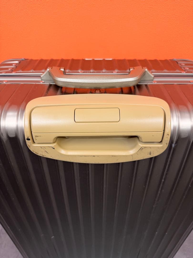 【正規品/美品】RIMOWA リモア TOPAS TITANIUM82L 【A】