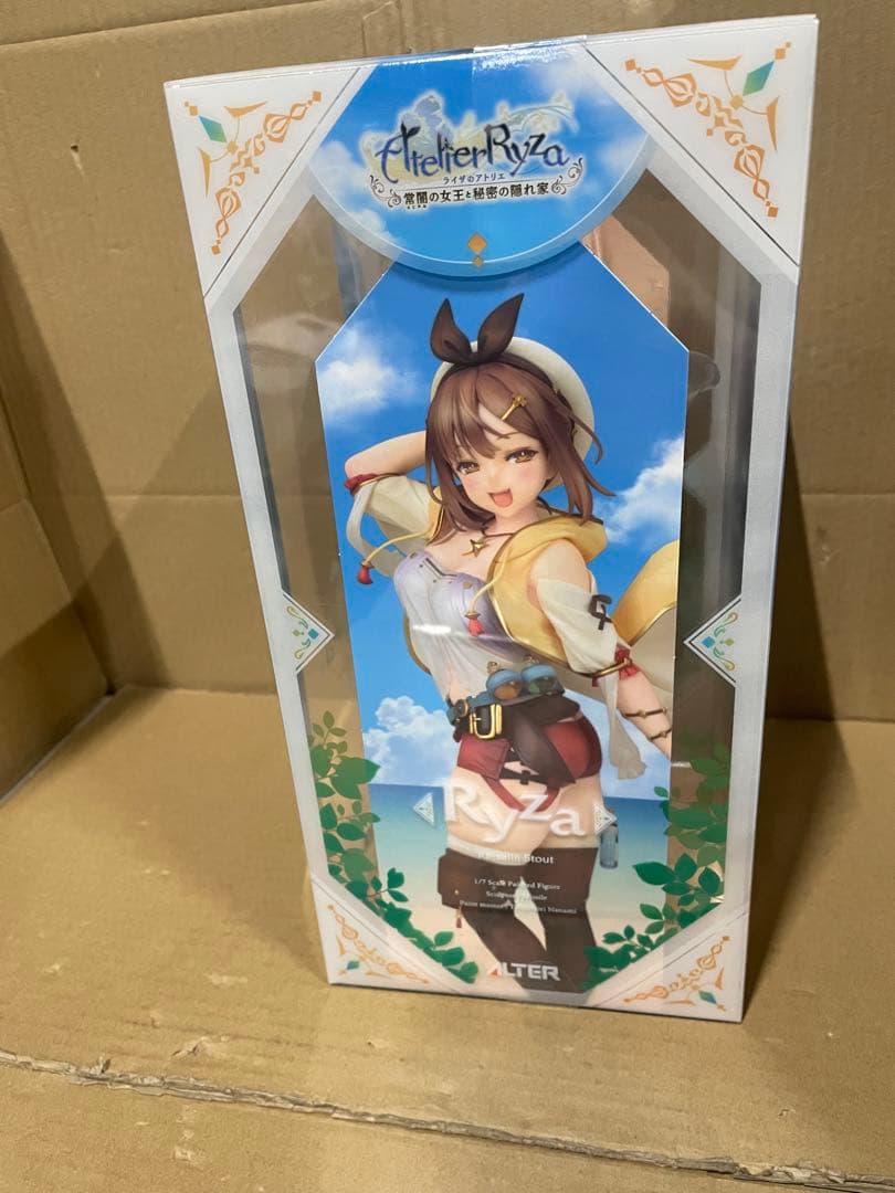 アルター ライザのアトリエ ～常闇の女王と秘密の隠れ家～ ライザ