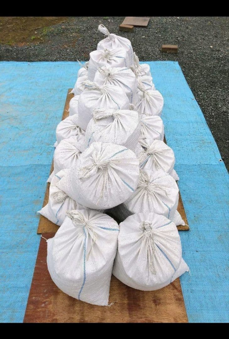 【引取限定！】石灰6号砕石☆化粧砂利☆土嚢20袋★ 群馬 栃木 埼玉