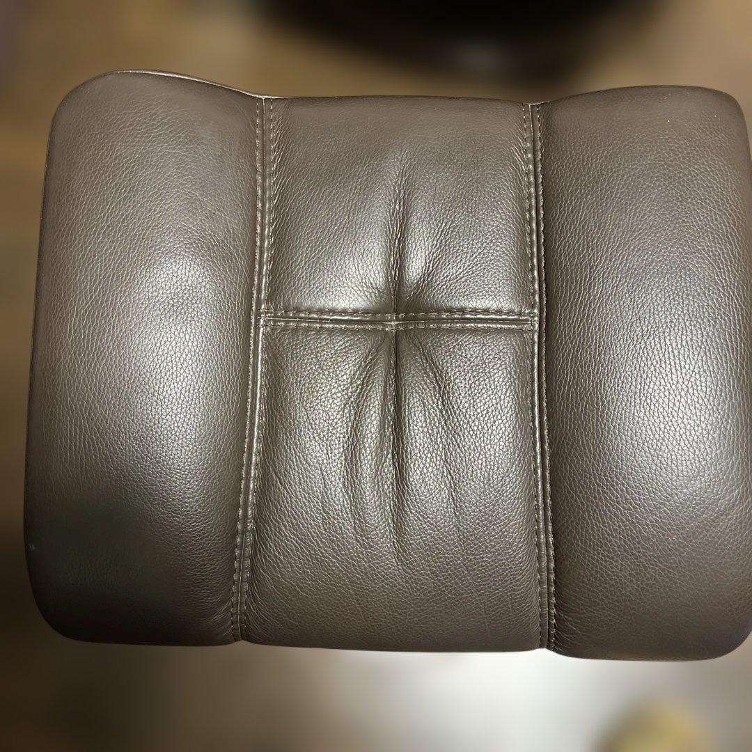 ダークブラウン レザー オットマン　付属品