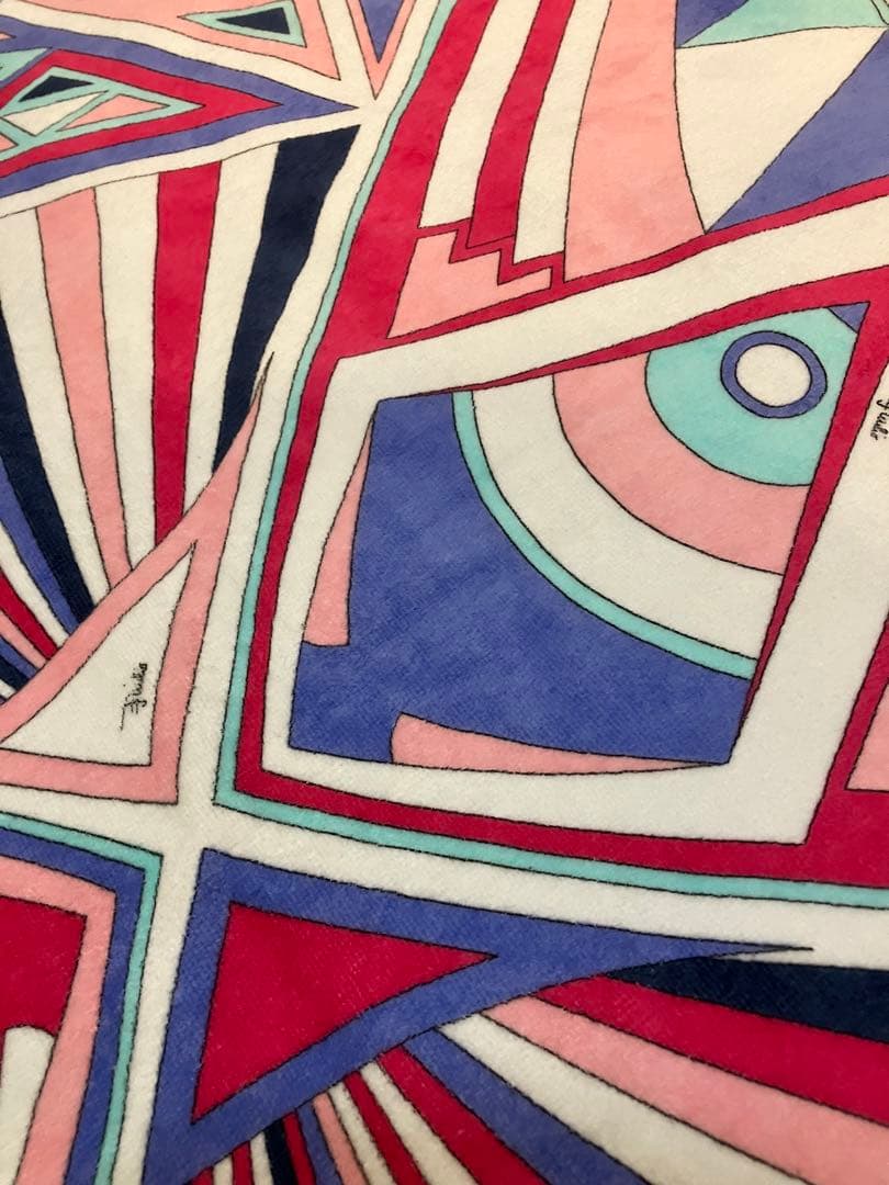 エミリオプッチ　ビーチタオル　タグ付き　未使用