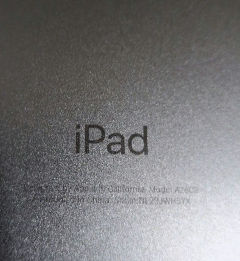 Apple iPad 第9世代 スペースグレー 10.2 本体 Wi-Fiモデル