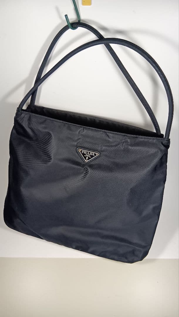 PRADAプラダナイロントートバッグ黒