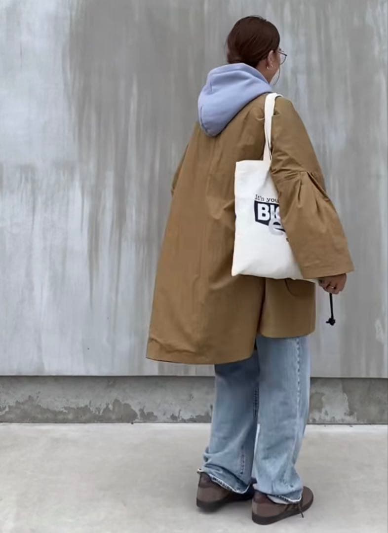 最終値下げ♡HOWDY.♡reversible bell sleeve coat