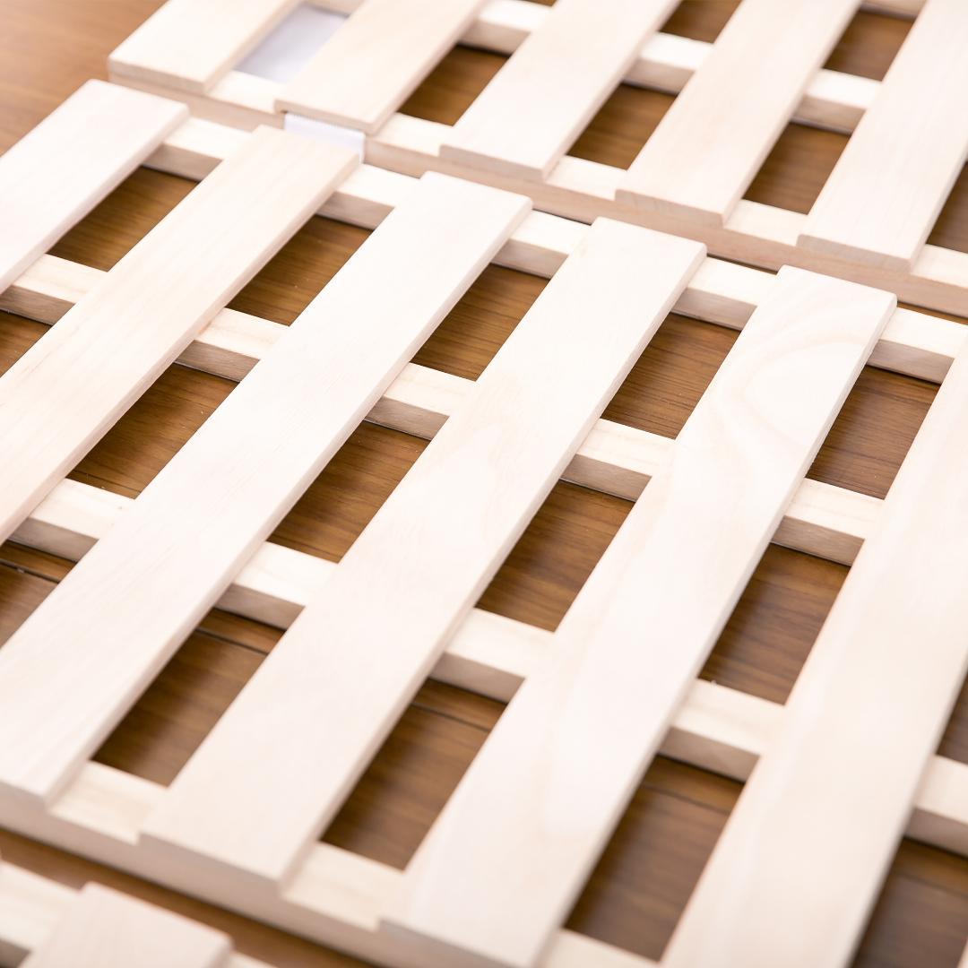 すのこベッド 折りたたみ天然桐 四つ折り ベッドフレーム セミダブル 4折桐木床