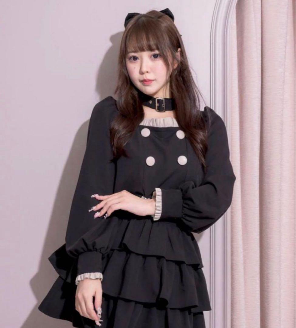 pium チョーカーフリルベルトトップス