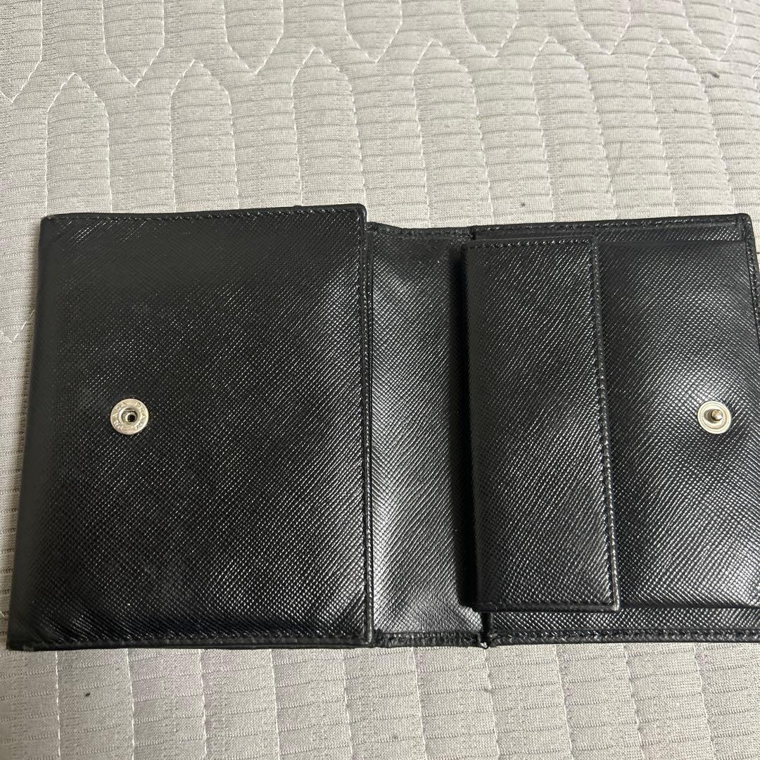 廃盤　PRADA ブラック 二つ折り財布