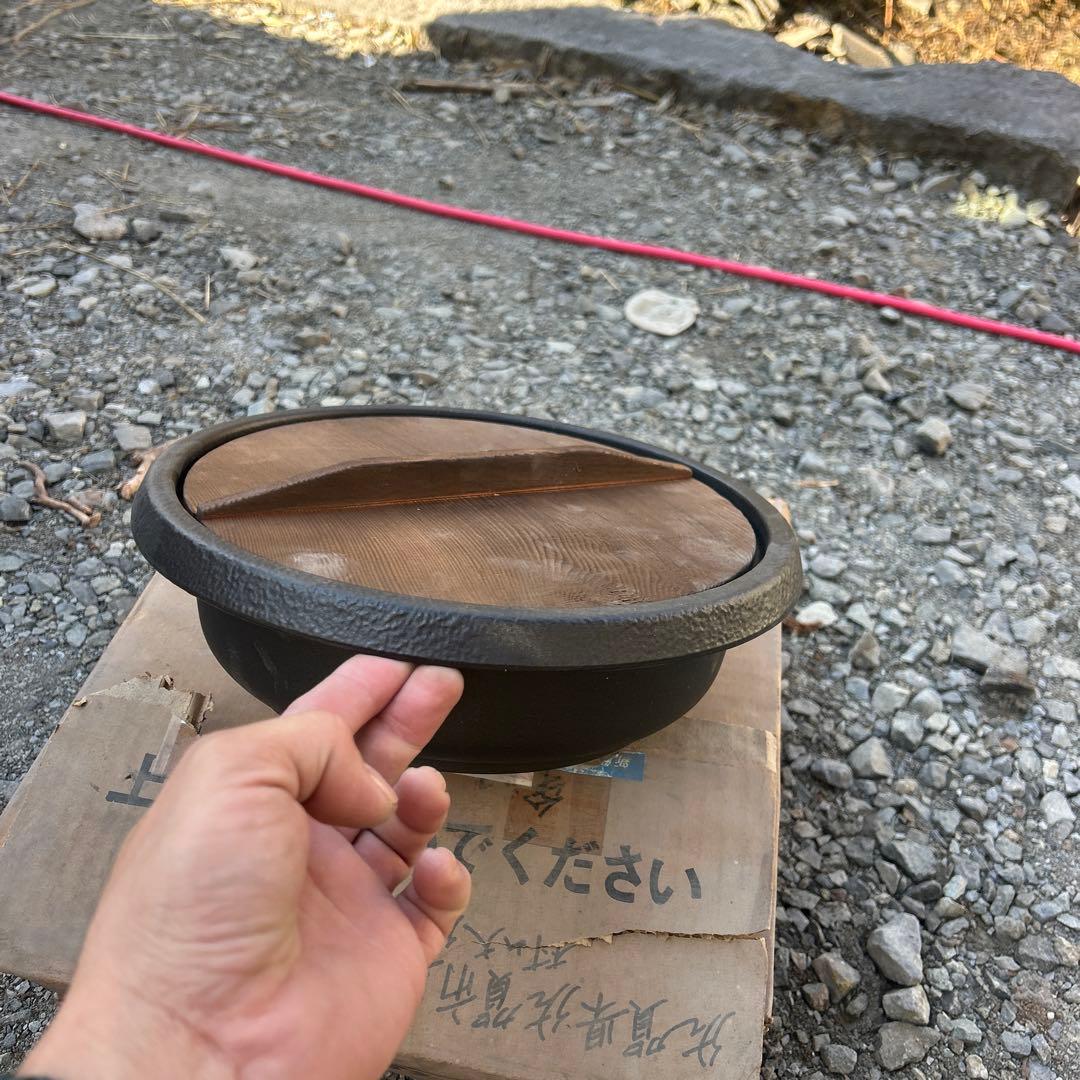 レトロ鍋！鉄なので見た目より重いです！