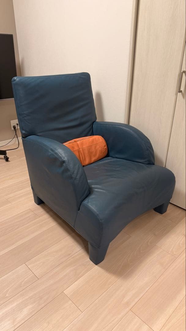 B&B italia アントニオ・チッテリオ オリエンテ　ブルーレザー