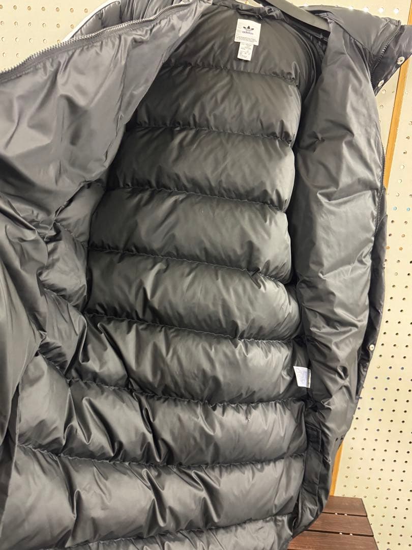 アディダス　ダウン　ロング　ロゴ　HI4658 ロングダウン