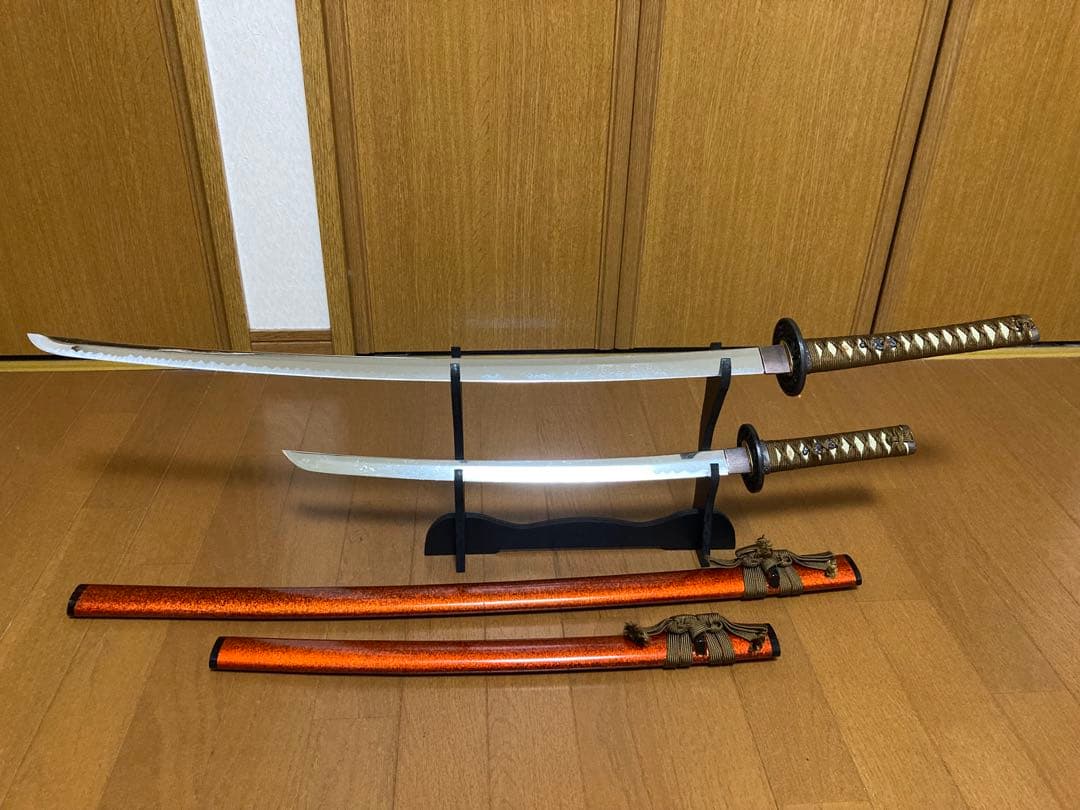 虎党商品!模擬刀鋼製刀2本セット＆刀掛けセット、居合刀、武具、コスプレ