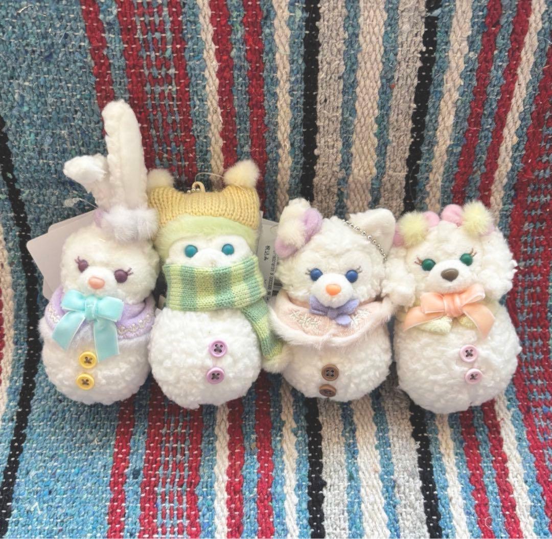 ダッフィー＆フレンズのシークレット・オブ・スノーウィーデイ　雪だるまチャーム4点