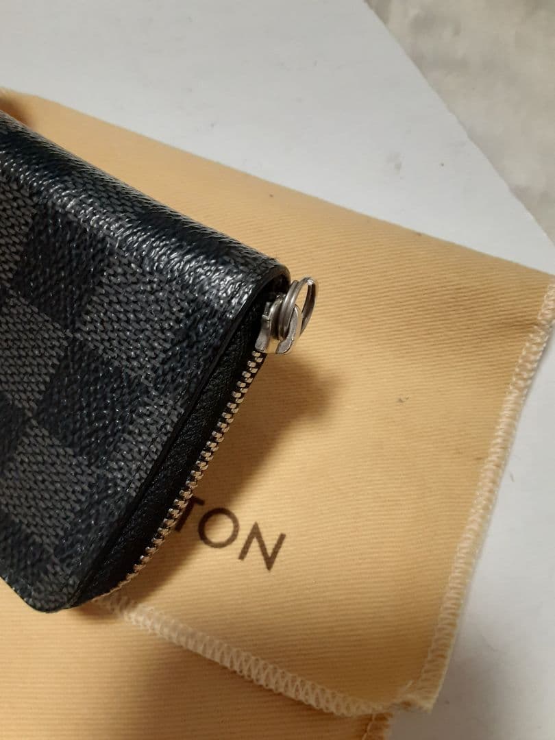 本日限り限定　中古　ダミエ　ジッピー