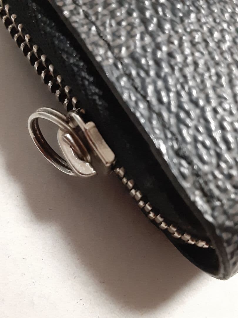 本日限り限定　中古　ダミエ　ジッピー