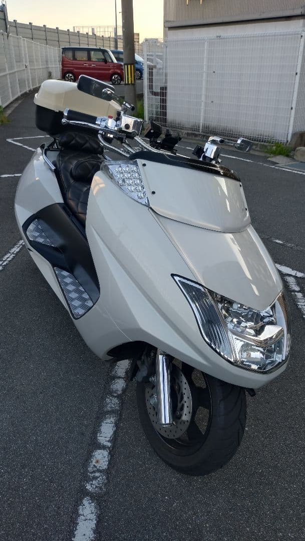 美品マグザム　ショートバイザー　ガレージベリー製