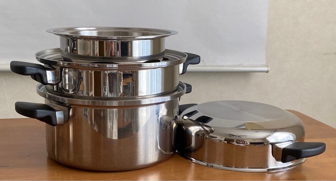 アムウェイ鍋　無水調理器　レシピ本付き‼︎