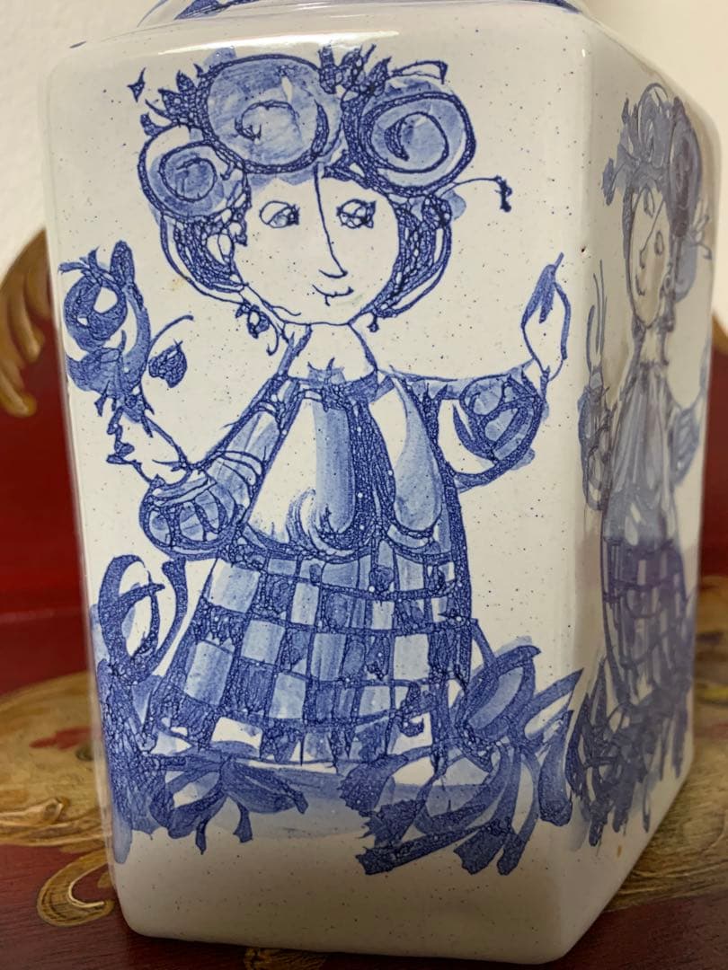 ビヨンヴィンブラッド　可愛い！ビンテージスタジオ手書き一点物３人少女柄花瓶型土台