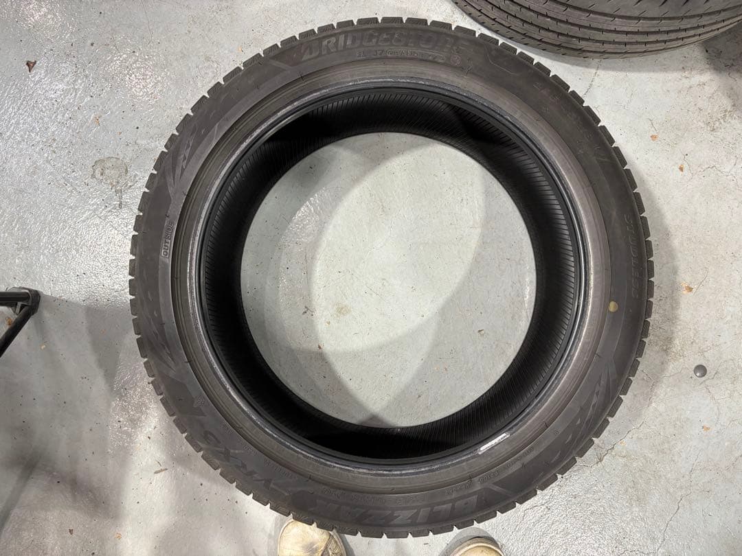 4本セット BRIDGESTONE VRX3 スタッドレス 225/45R18