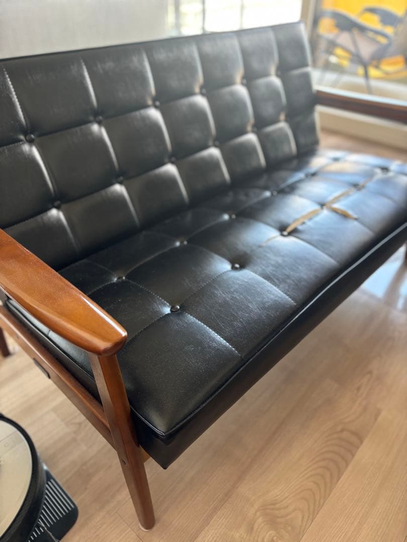 カリモク60 Ｋチェア　2シーター　ダメージ品