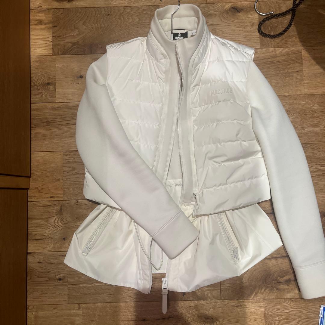 マッカージュ　プリシラ　mackage ホワイト ダウン ベスト ジャケット