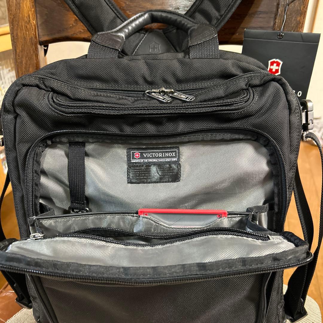 VICTORINOX 3wayバッグ スイスの名品　整理収納抜群‼️