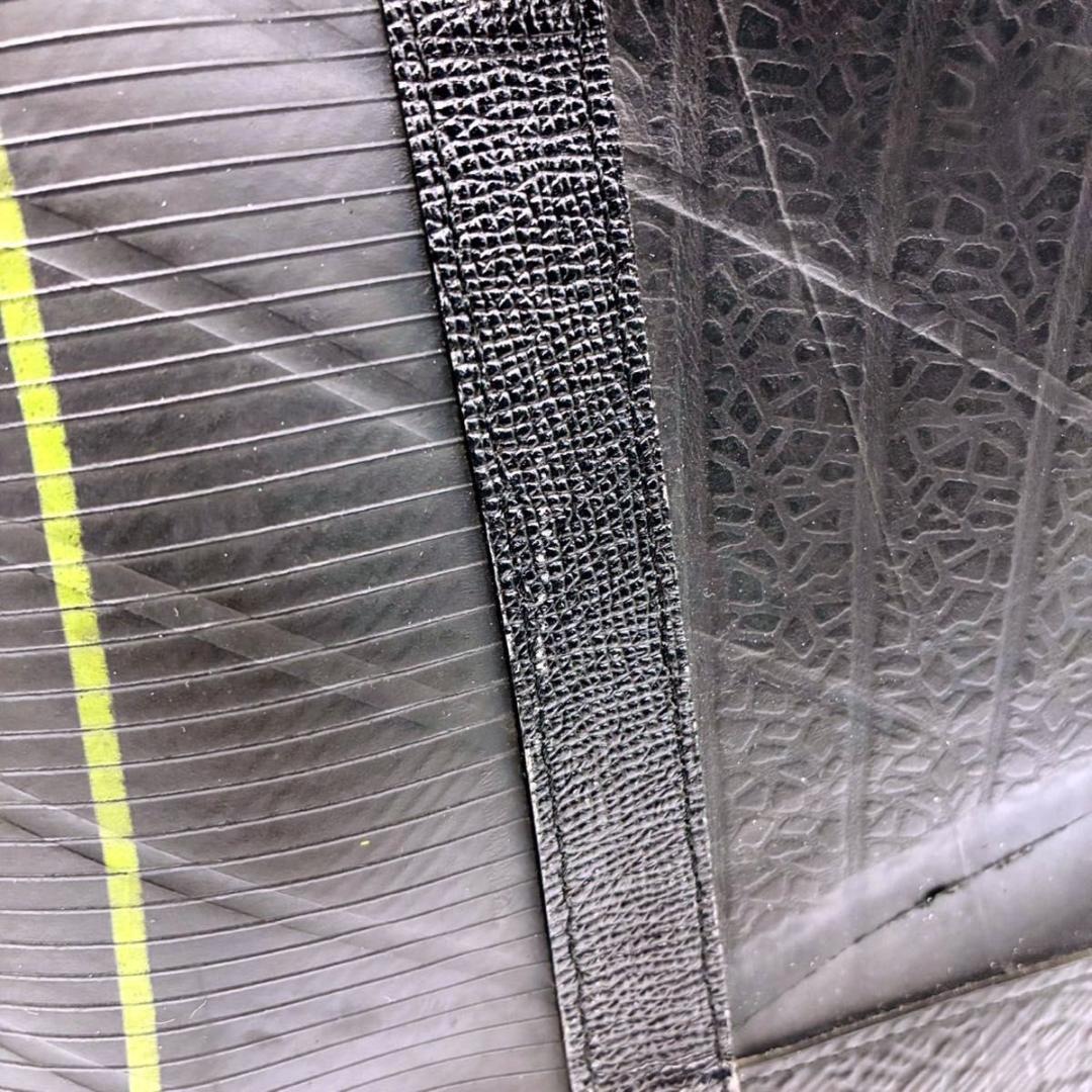 シール ビジネスバッグ トートバッグ タイヤバッグ 防水 PC A4 ブラック