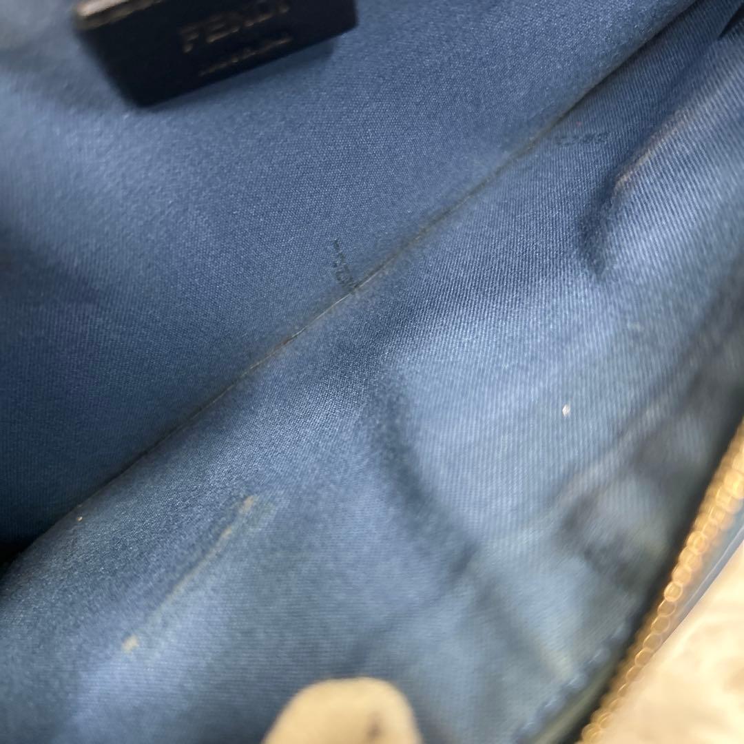 FENDI ポーチ　セカンドバッグ　モンスター　ストーン　ロゴ　PVC