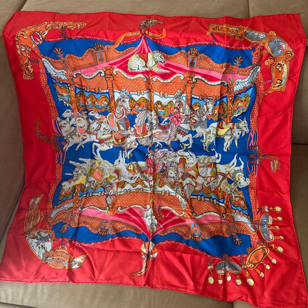 HERMES エルメス　スカーフ