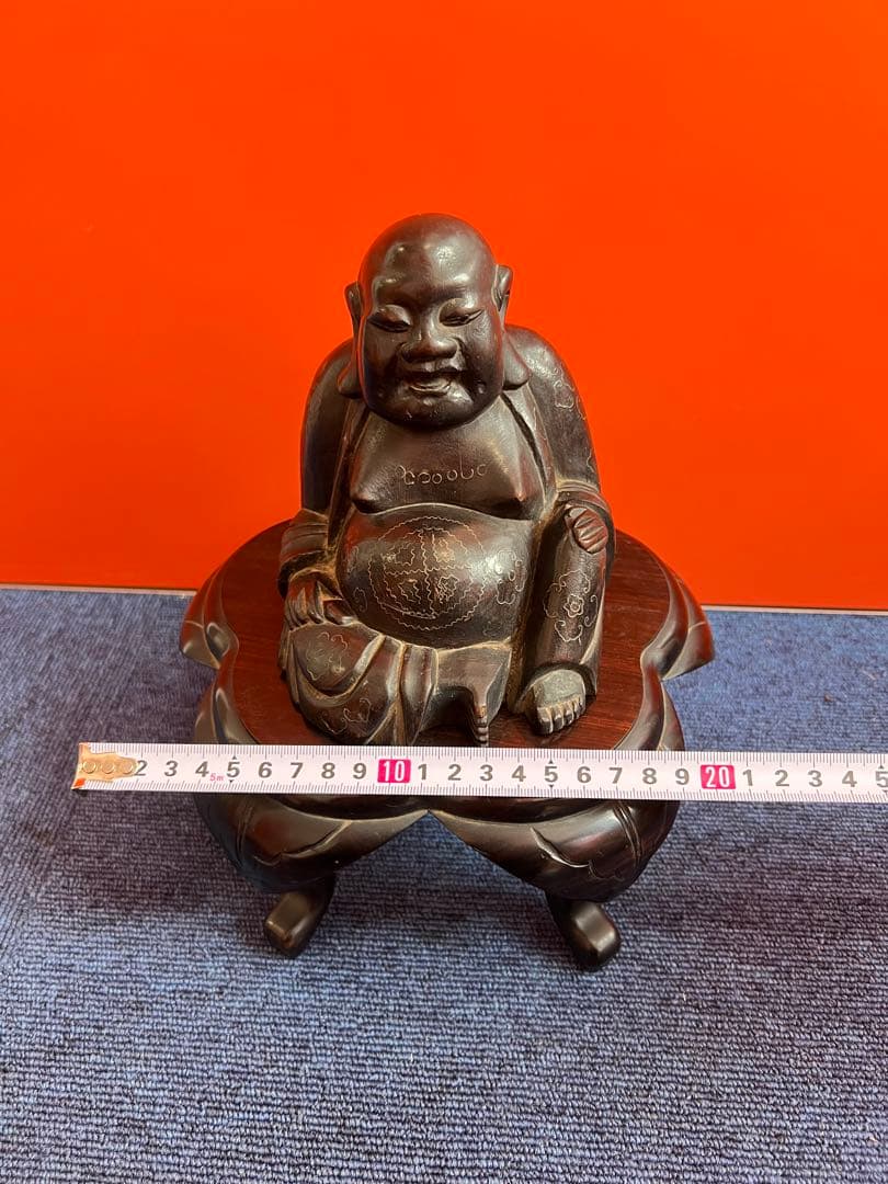 1302 木彫布袋　花台付き　置物