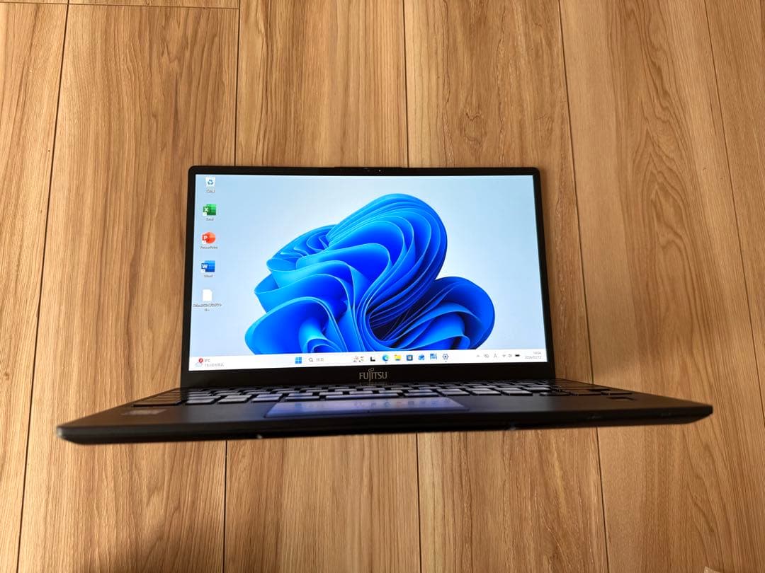 軽量738g 第11世代 富士通LIFEBOOK U9311/F 4/256GB