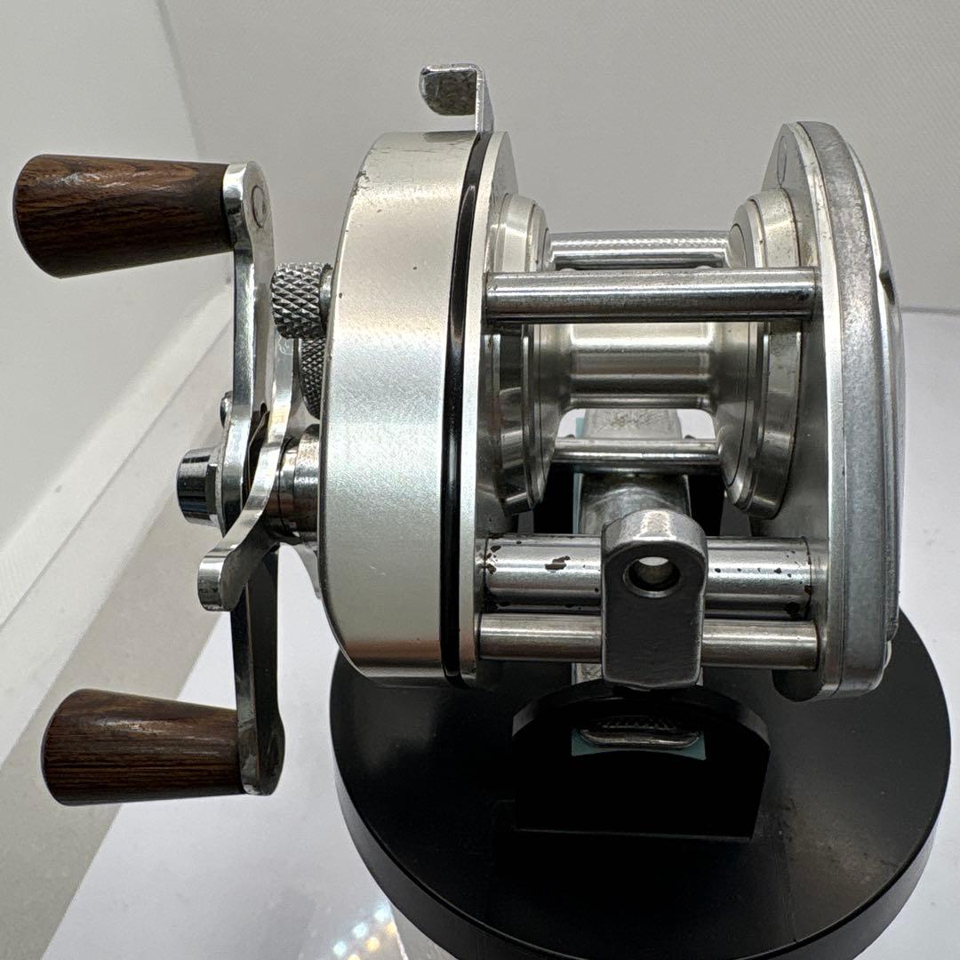 Bantam 100ベイトリール