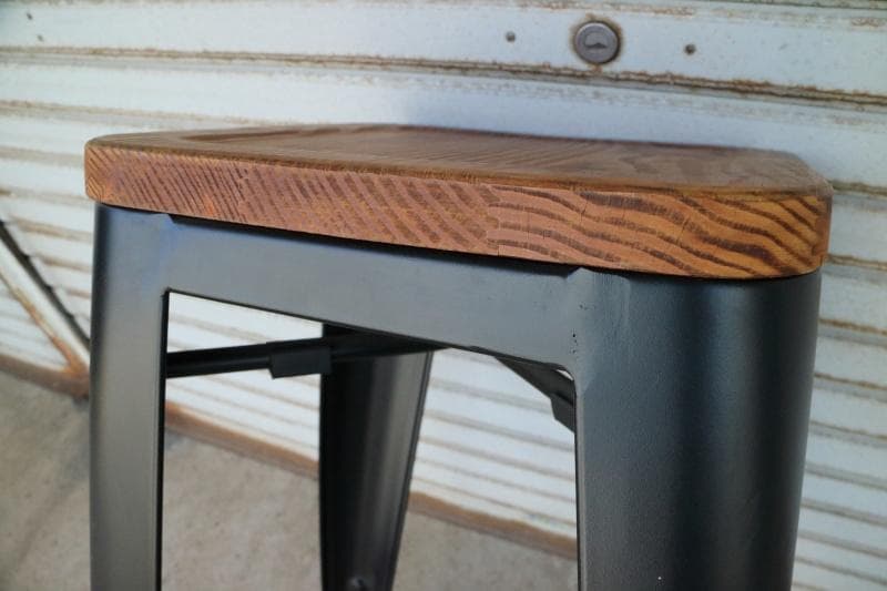 ☆送料無料☆ カウンターチェア / バーチェア / スタッキング / 金属製 B