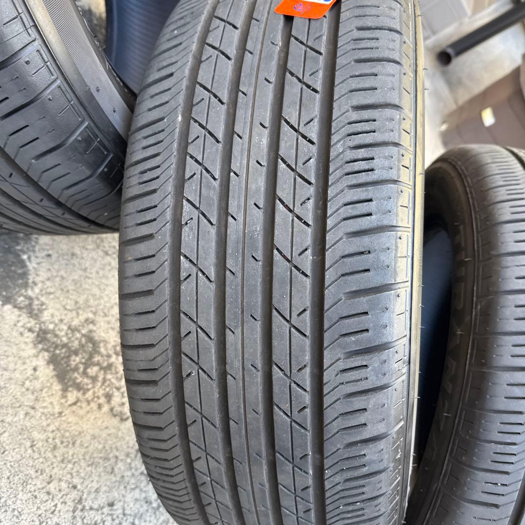 カズエさん　ブリヂストン ER33 205/60R16タイヤ2本セット①