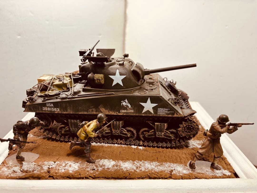 M4 A3シャーマン戦車 1/35 スケール ジオラマ