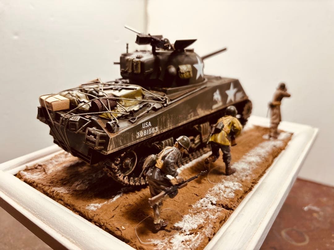 M4 A3シャーマン戦車 1/35 スケール ジオラマ