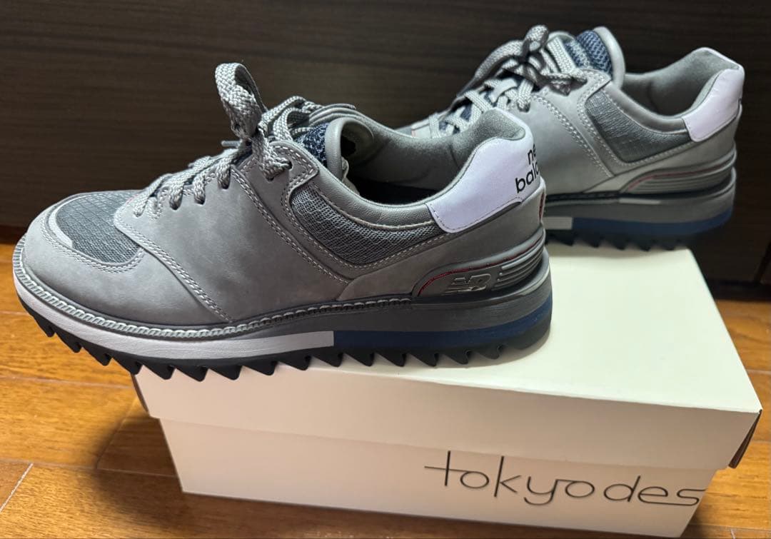 new balance Tokyo design studio限定モデル。