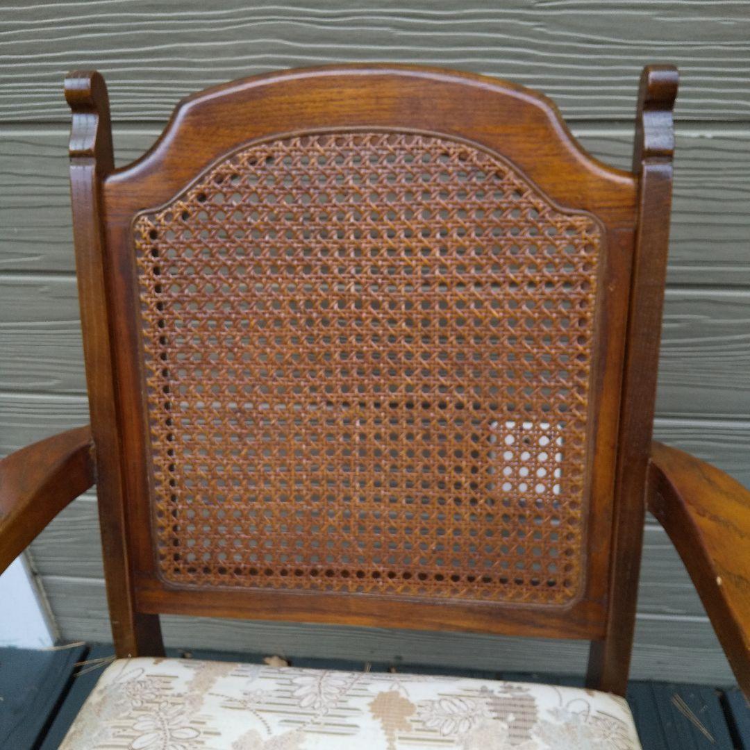 昭和レトロの椅子　藤（ラタン）ｘ木製