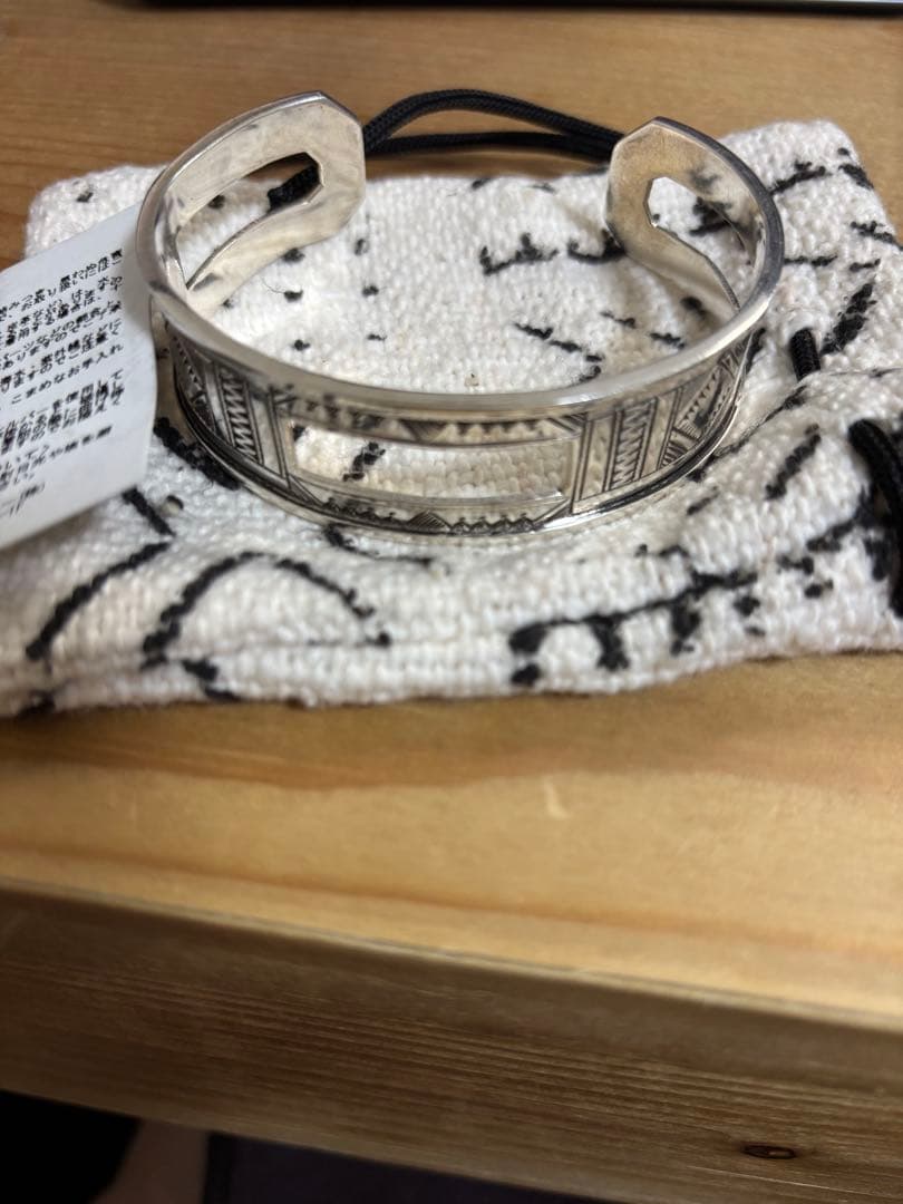 Adawat'n Tuareg　イフリ トゥサハト　Ifri Toussaght