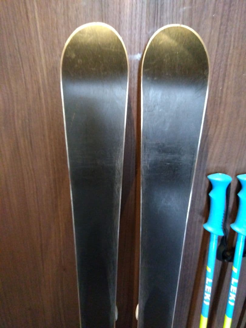 【送料無料】 CARVING 子供用 スキーセット メンテ・WAX済み✔