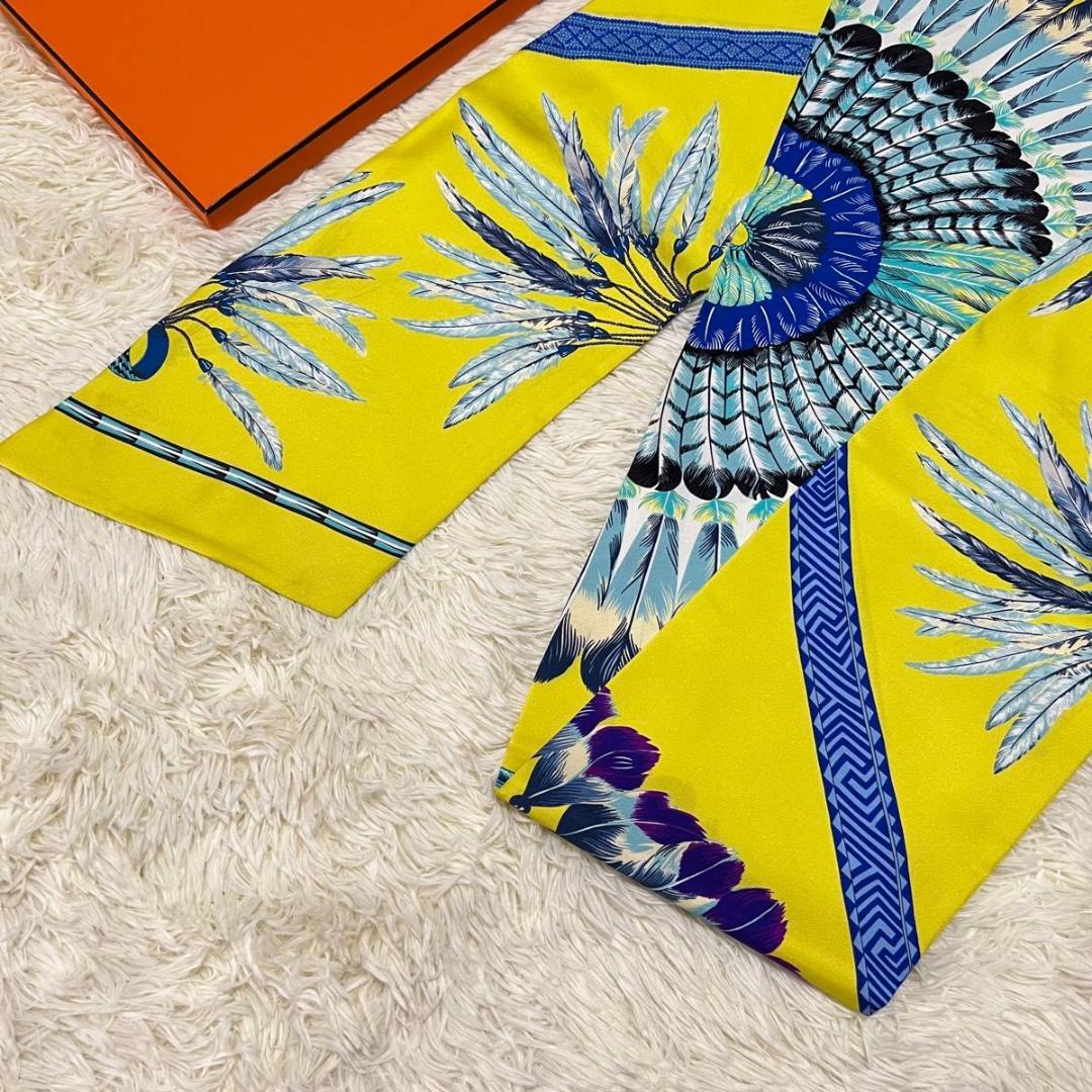 HERMES エルメス マキシツイリー　孔雀の羽 スカーフ イエロー シルク