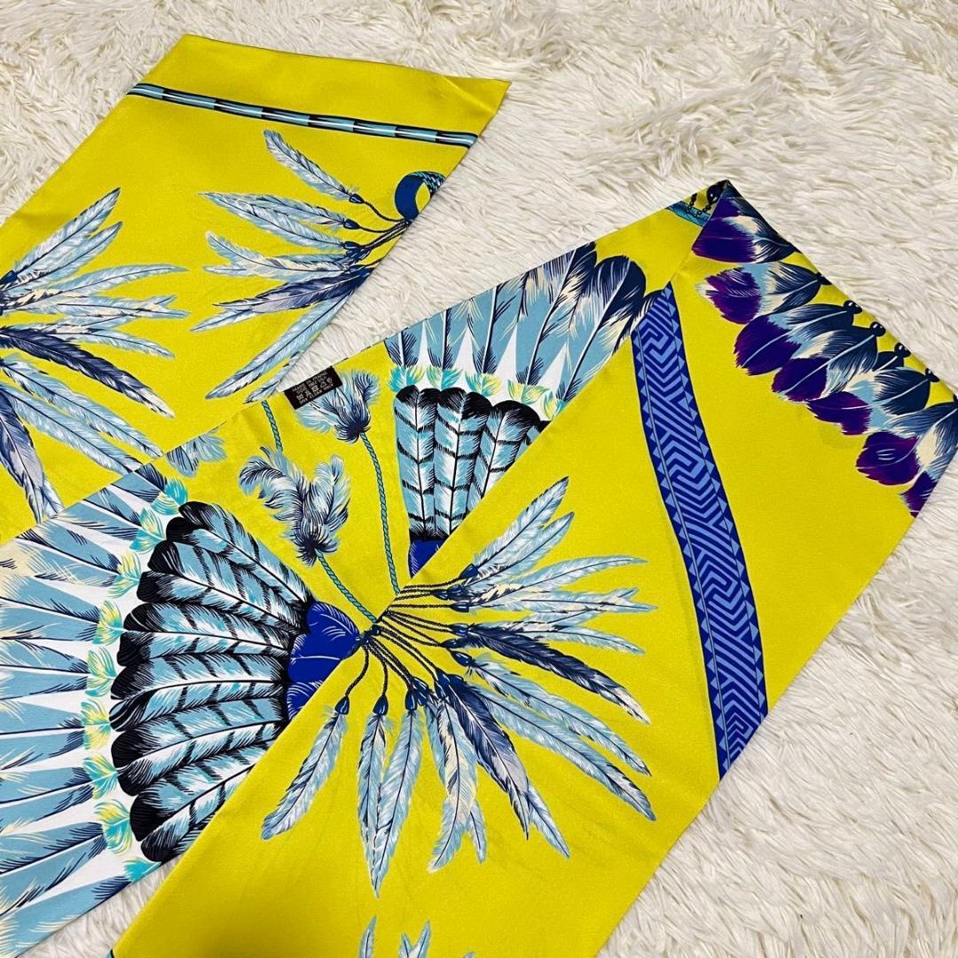 HERMES エルメス マキシツイリー　孔雀の羽 スカーフ イエロー シルク