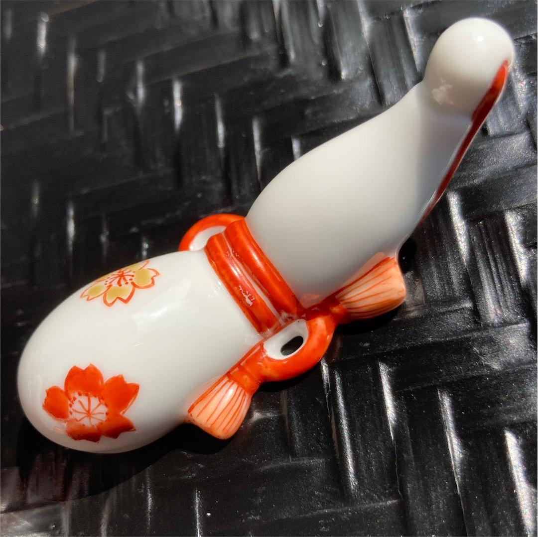 十四代 柿右衛門 錦 桜文 瓢形 箸置き　五客 共箱