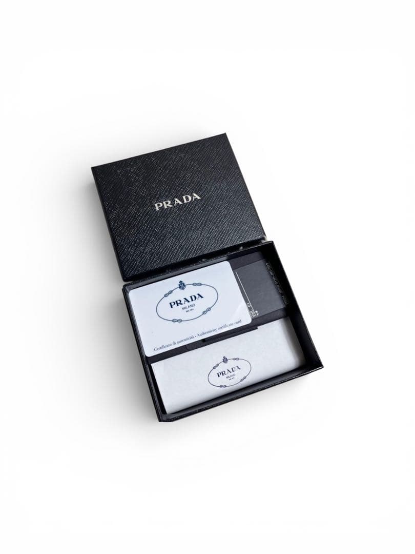 【未使用級】 プラダ サフィアーノ マネークリップ メタルロゴ 付属品完備