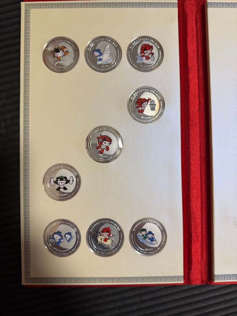 ま*ぬ様 純銀　北京オリンピック　マスコットメダル　38枚セット