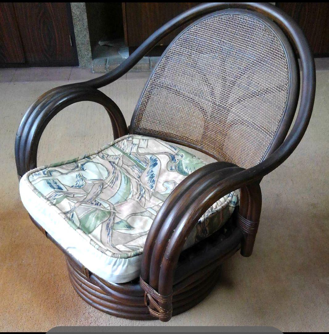 レトロ　籐製の回転式座椅子