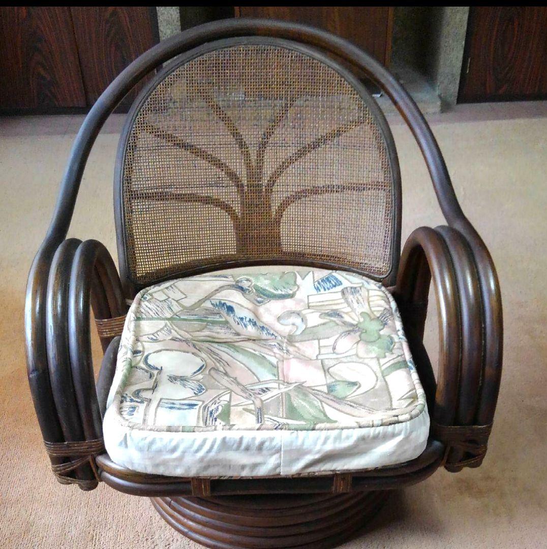 レトロ　籐製の回転式座椅子