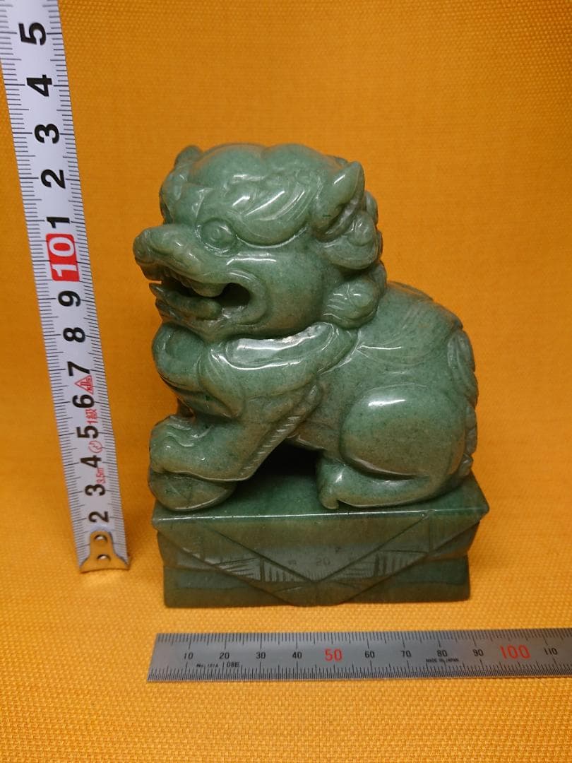 【美品】獅子　雕刻　玉石　翡翠　置物　インテリア　工芸品　美術品　A2817