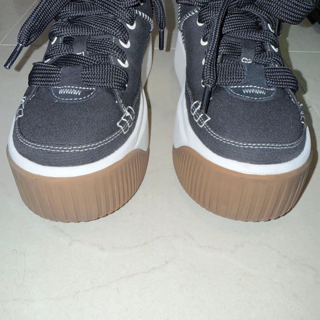 【美品】UGG イージー ダジット エッセンシャル レースアップ 黒 24.5